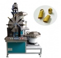 Automatic assembly machine for broom handle